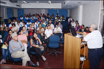 Dr. Madan Gulati delivering a Lecture on Demedicalzation of treatment of PCOS at PGIMER Chandigarh on 21st September 2017.