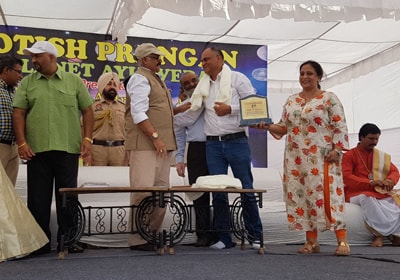 Dr. Vikram Chauhan - honored by honorable governor of Punjab, Shri Vijayendra Pal Singh Badnore during an event - URJA-2016.